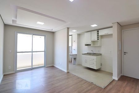 Sala de apartamento para alugar com 2 quartos, 47m² em Vila Palmares, Santo André