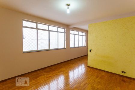 Sala 1 de Apartamento com 3 quartos, 136m² Santa Efigênia