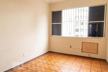 Quarto 2  de apartamento para alugar com 3 quartos, 98m² em Icaraí, Niterói