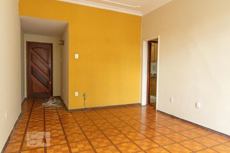 Sala  de apartamento para alugar com 3 quartos, 98m² em Icaraí, Niterói