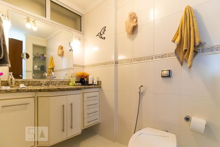 Banheiro da suíte de apartamento à venda com 3 quartos, 98m² em Bosque, Campinas