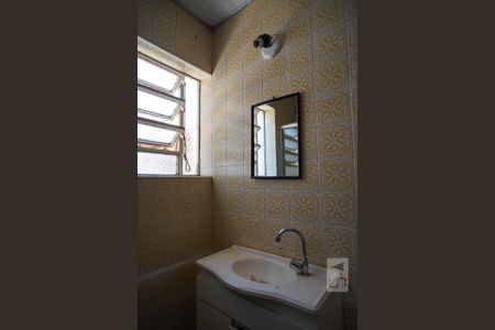 Casa à venda com 150m², 3 quartos e 3 vagasBanheiro