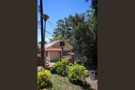 Casa à venda com 150m², 3 quartos e 3 vagasFachada Alameda