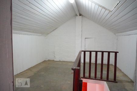 Casa à venda com 150m², 3 quartos e 3 vagasSótão