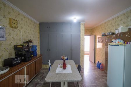 Casa à venda com 234m², 3 quartos e 7 vagasCozinha