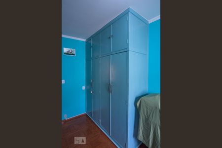 Casa à venda com 234m², 3 quartos e 7 vagasQuarto 2