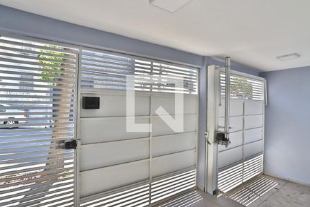 Casa à venda com 132m², 2 quartos e 2 vagas Casa à venda com 132m², 2 quartos e 2 vagasGaragem