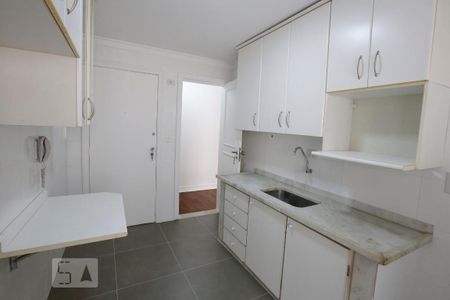 Apartamento à venda com 98m², 2 quartos e 1 vagaCozinha