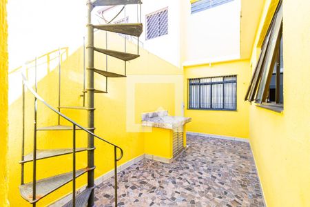 Casa para alugar com 115m², 2 quartos e 1 vaga Casa para alugar com 115m², 2 quartos e 1 vagaÁrea de Serviço