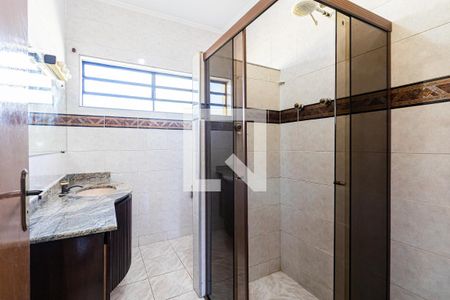 Casa para alugar com 115m², 2 quartos e 1 vaga Casa para alugar com 115m², 2 quartos e 1 vagaBanheiro 1