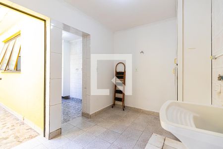 Casa para alugar com 115m², 2 quartos e 1 vaga Casa para alugar com 115m², 2 quartos e 1 vagaÁrea de Serviço