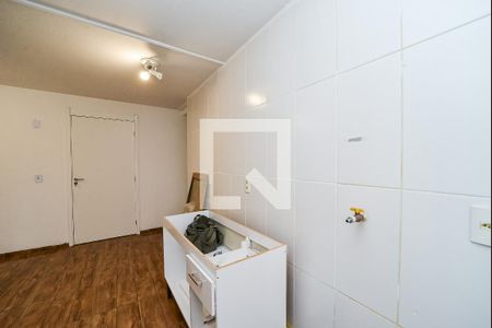Apartamento à venda com 44m², 2 quartos e 1 vaga Apartamento à venda com 44m², 2 quartos e 1 vagaCozinha e Área de Serviço
