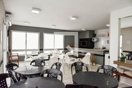 Apartamento à venda com 44m², 2 quartos e 1 vaga Apartamento à venda com 44m², 2 quartos e 1 vagaÁrea comum - Salão de festas