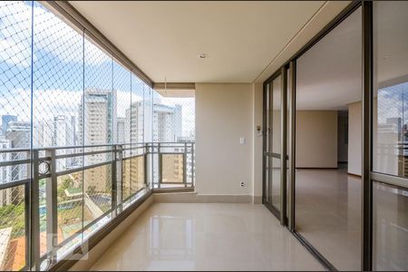 Varanda da Sala de apartamento para alugar com 4 quartos, 213m² em Vila da Serra, Nova Lima