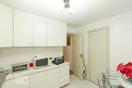 Casa à venda com 200m², 4 quartos e 2 vagasCozinha