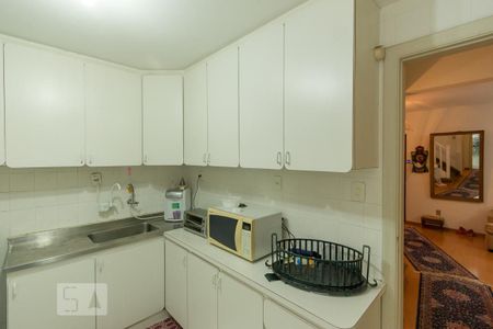 Casa à venda com 200m², 4 quartos e 2 vagasCozinha