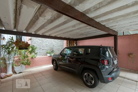 Casa à venda com 200m², 4 quartos e 2 vagasGaragem