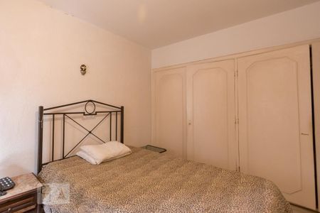 Casa à venda com 200m², 4 quartos e 2 vagasQuarto 1