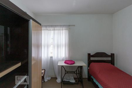 Casa à venda com 200m², 4 quartos e 2 vagasQuarto 2