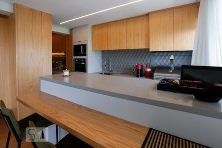 Apartamento à venda com 134m², 3 quartos e 3 vagasChurrasqueira