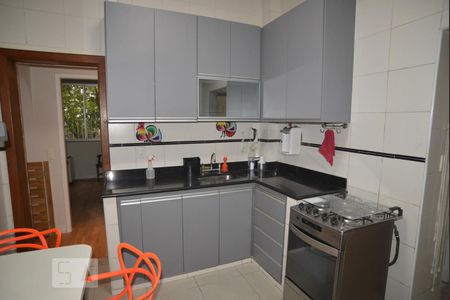 Apartamento à venda com 80m², 2 quartos e sem vaga Apartamento à venda com 80m², 2 quartos e sem vagaCozinha