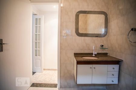 Casa para alugar com 120m², 3 quartos e 2 vagas Casa para alugar com 120m², 3 quartos e 2 vagasBanheiro 2