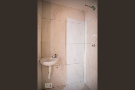 Casa para alugar com 120m², 3 quartos e 2 vagas Casa para alugar com 120m², 3 quartos e 2 vagasBanheiro Suíte