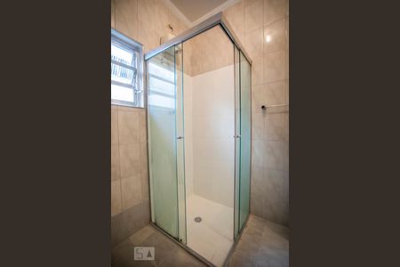 Casa para alugar com 120m², 3 quartos e 2 vagas Casa para alugar com 120m², 3 quartos e 2 vagasBanheiro 2