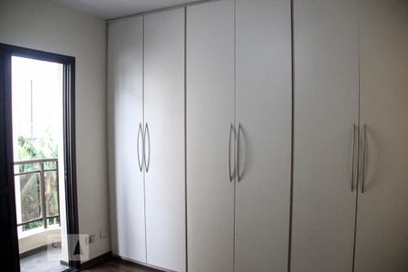 Apartamento à venda com 156m², 3 quartos e 2 vagasSuíte 2