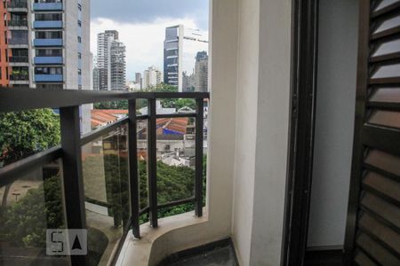 Apartamento à venda com 156m², 3 quartos e 2 vagasVaranda da Suíte 2