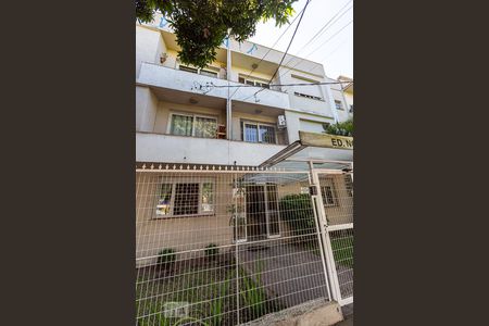 Apartamento à venda com 83m², 3 quartos e sem vaga Apartamento à venda com 83m², 3 quartos e sem vagaFachada