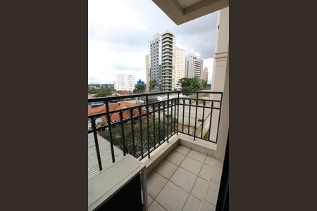 Sacada da sala de apartamento para alugar com 1 quarto, 50m² em Cambuí, Campinas