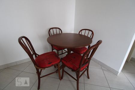 Sala de apartamento para alugar com 1 quarto, 50m² em Cambuí, Campinas