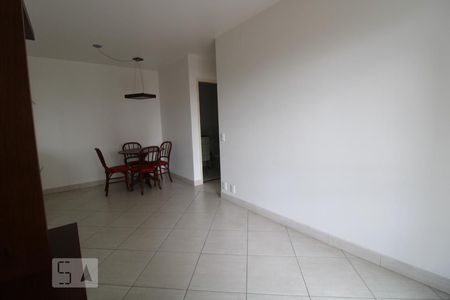 Sala de apartamento para alugar com 1 quarto, 50m² em Cambuí, Campinas