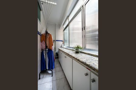 Apartamento à venda com 105m², 2 quartos e 1 vaga Apartamento à venda com 105m², 2 quartos e 1 vagaÁrea de serviço