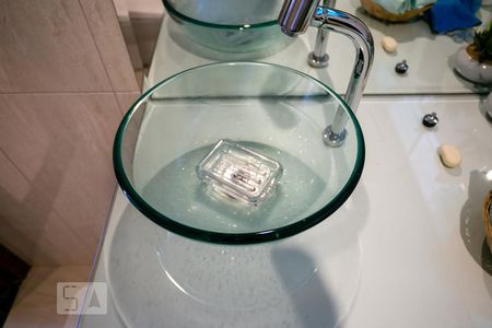 Apartamento à venda com 105m², 2 quartos e 1 vaga Apartamento à venda com 105m², 2 quartos e 1 vagaBanheiro