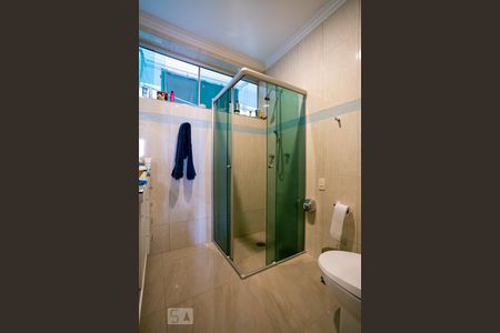 Apartamento à venda com 105m², 2 quartos e 1 vaga Apartamento à venda com 105m², 2 quartos e 1 vagaBanheiro