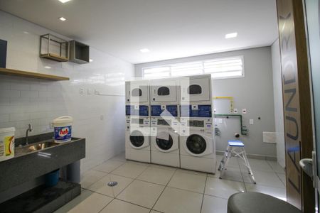 Apartamento para alugar com 33m², 2 quartos e sem vaga Apartamento para alugar com 33m², 2 quartos e sem vagaLavanderia