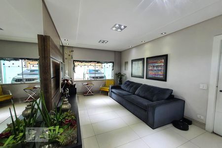 Sala de Estar de casa à venda com 3 quartos, 200m² em Vila Nair, São Paulo