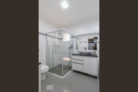 Banheiro da Suíte de casa à venda com 3 quartos, 290m² em Jardim Itu, Porto Alegre