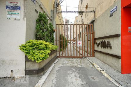 Apartamento para alugar com 34m², 2 quartos e sem vaga Apartamento para alugar com 34m², 2 quartos e sem vagaFachada