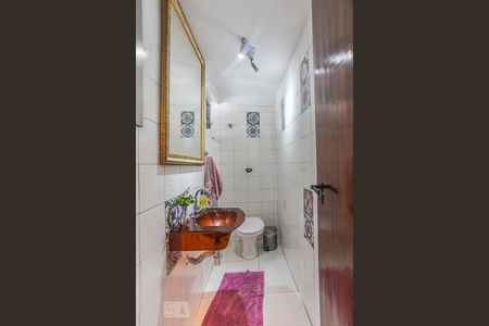 Lavabo de casa à venda com 4 quartos, 220m² em Butantã, São Paulo