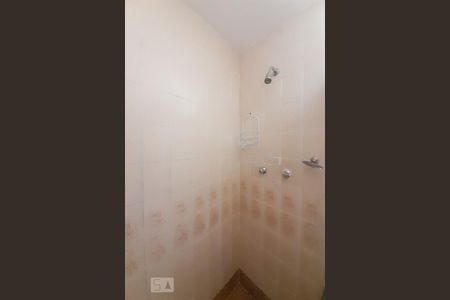 Apartamento à venda com 77m², 3 quartos e 1 vaga Apartamento à venda com 77m², 3 quartos e 1 vagaBanheiro Social