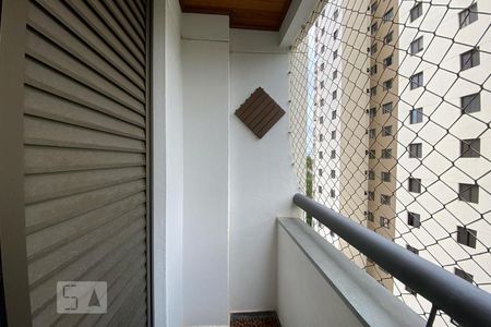 Apartamento para alugar com 119m², 3 quartos e 2 vagasSuíte 1 - Sacada