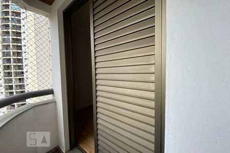 Apartamento para alugar com 119m², 3 quartos e 2 vagasSuíte 1 - Sacada