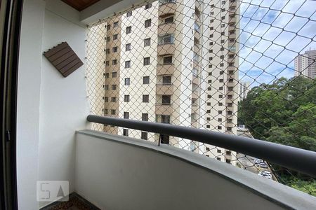 Apartamento para alugar com 119m², 3 quartos e 2 vagasSuíte 1 - Sacada