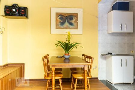 Casa à venda com 170m², 3 quartos e 2 vagasÁrea comum