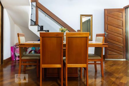 Casa à venda com 170m², 3 quartos e 2 vagasSala e sala de jantar