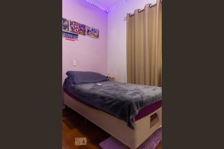 Quarto 2 de casa à venda com 3 quartos, 170m² em Água Rasa, São Paulo