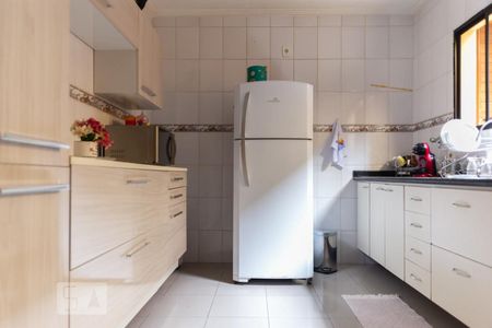 Casa à venda com 170m², 3 quartos e 2 vagasCozinha